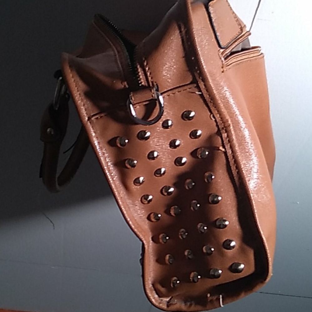 Purse - Picture 2 of 2